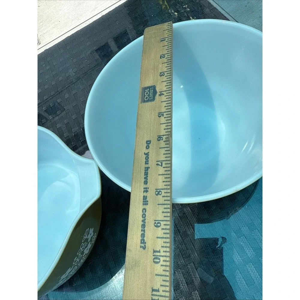 Pyrex Spring Blossom Avocado Green Daisy Cinderella Mixing Bowls Set Of 2